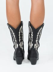 Billini Norva Boots Black / Bone